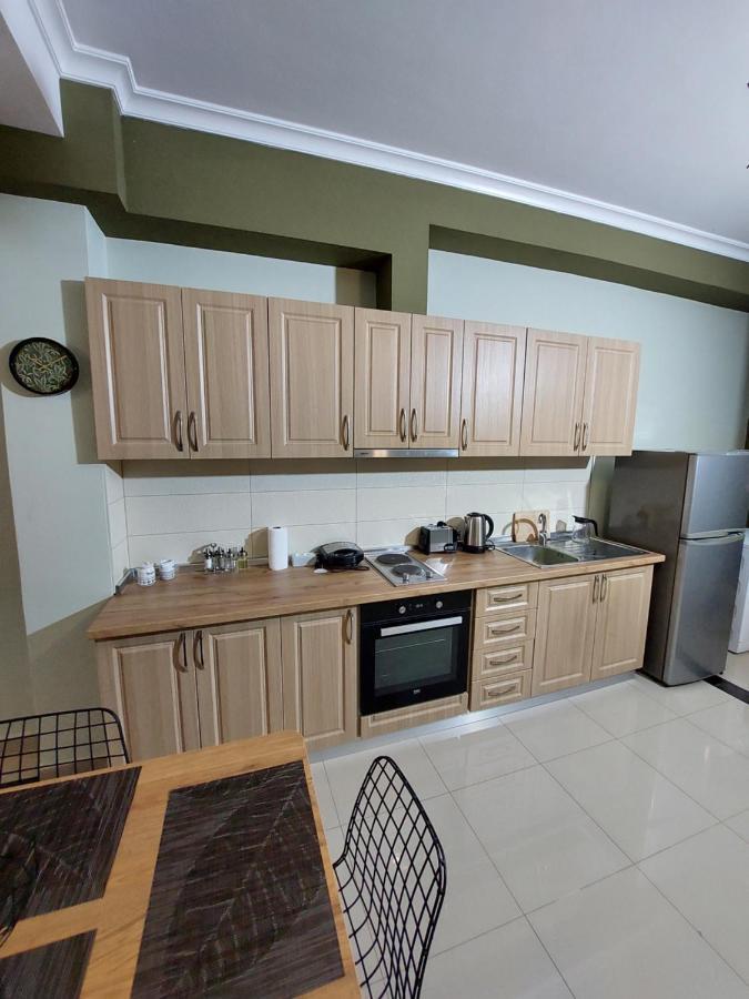 Vila Tafa Apartments Ap3 Тирана Екстер'єр фото