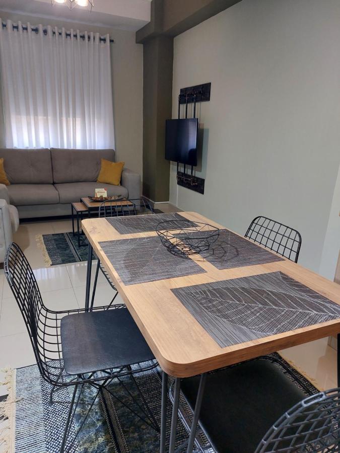 Vila Tafa Apartments Ap3 Тирана Екстер'єр фото