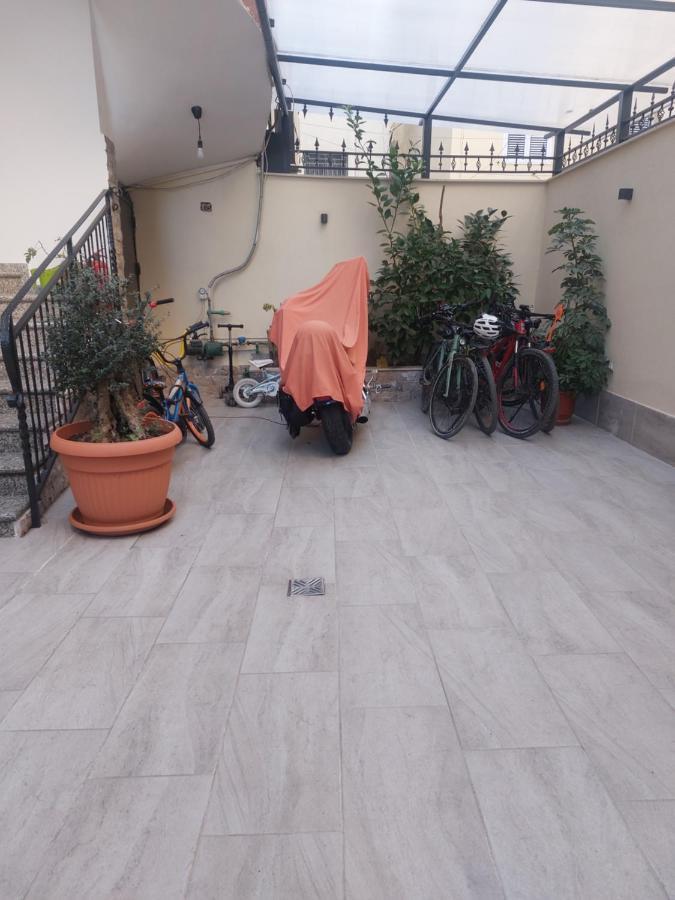 Vila Tafa Apartments Ap3 Тирана Екстер'єр фото