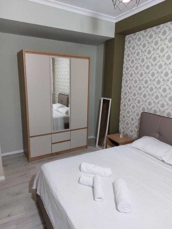 Vila Tafa Apartments Ap3 Тирана Екстер'єр фото